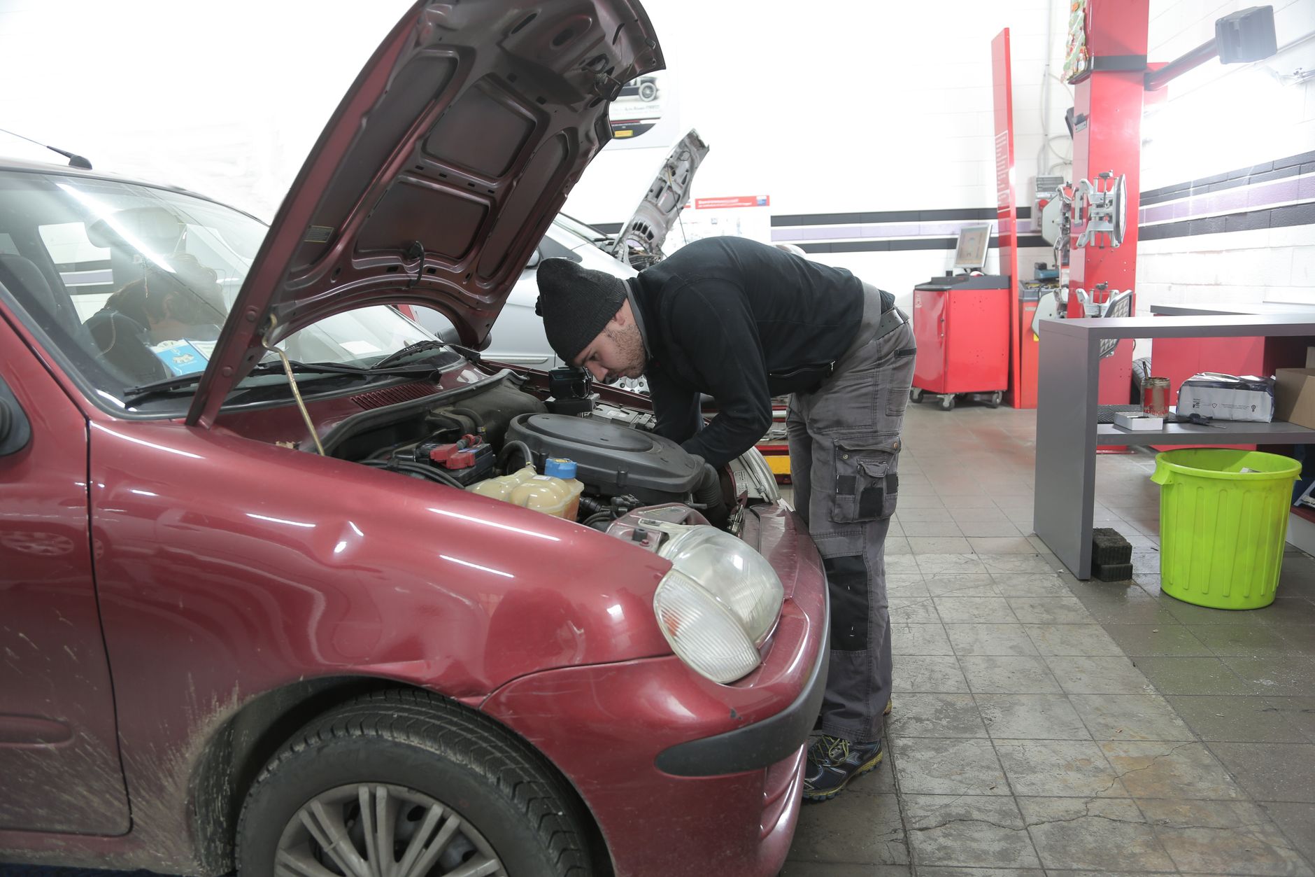 Réparation Voiture équipe à Chelles